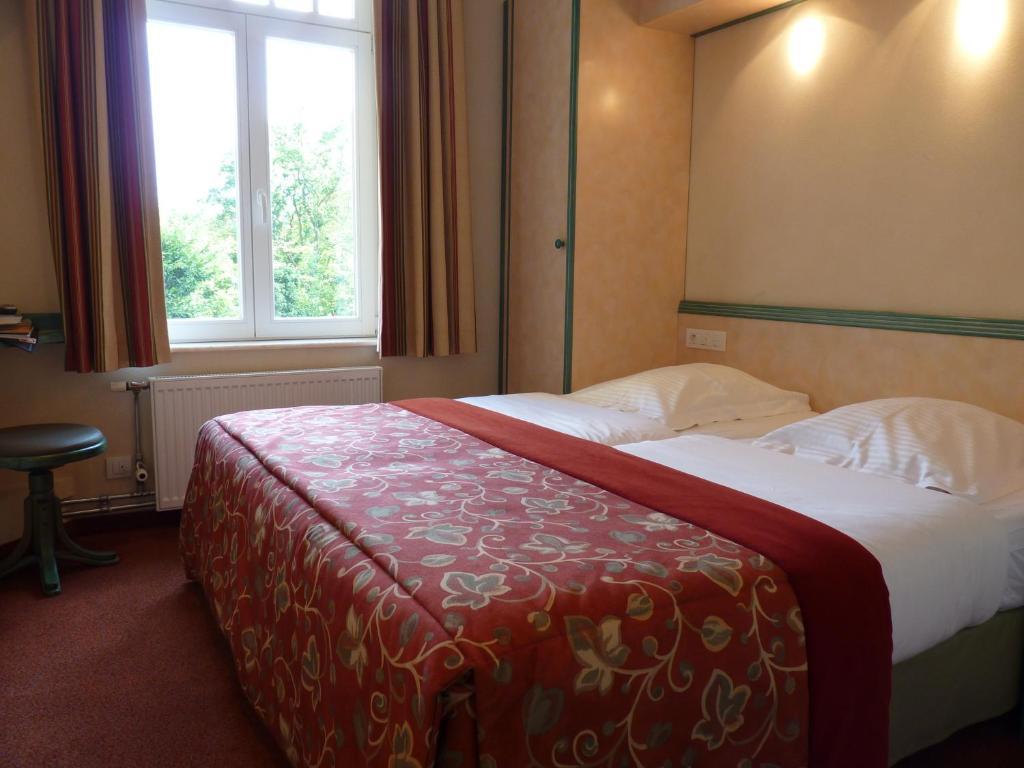 יופילה Les Tilleuls Hotel מראה חיצוני תמונה