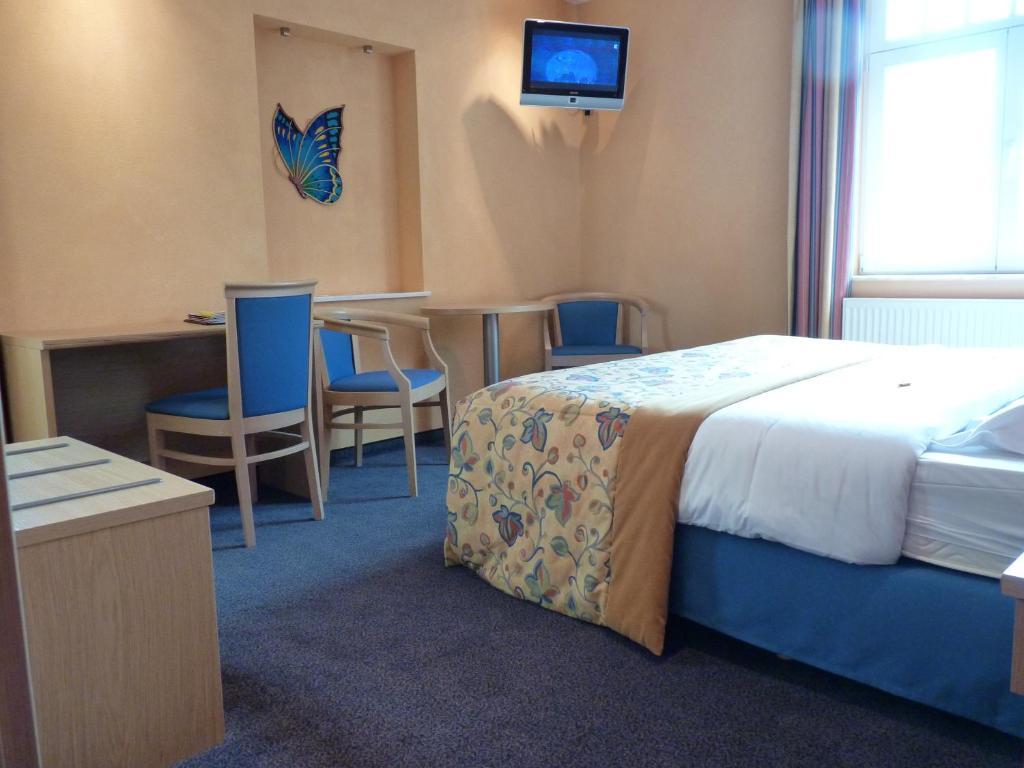 יופילה Les Tilleuls Hotel מראה חיצוני תמונה