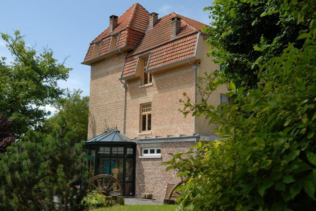יופילה Les Tilleuls Hotel מראה חיצוני תמונה